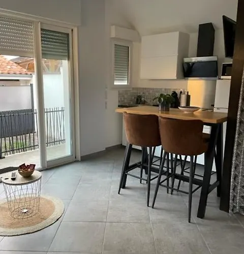 Pouvant Accueillir 4 Personnes * Anglet